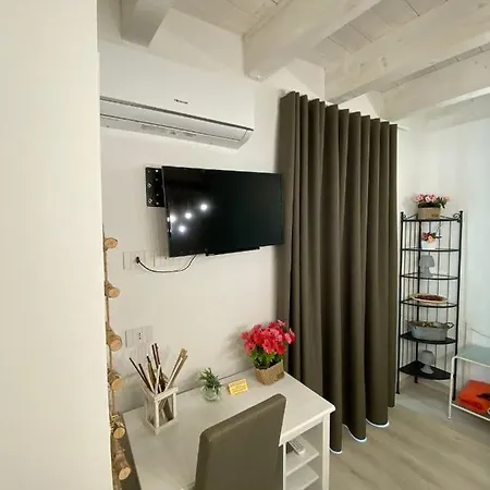 Bianca Lancia Bed & Breakfast 3*